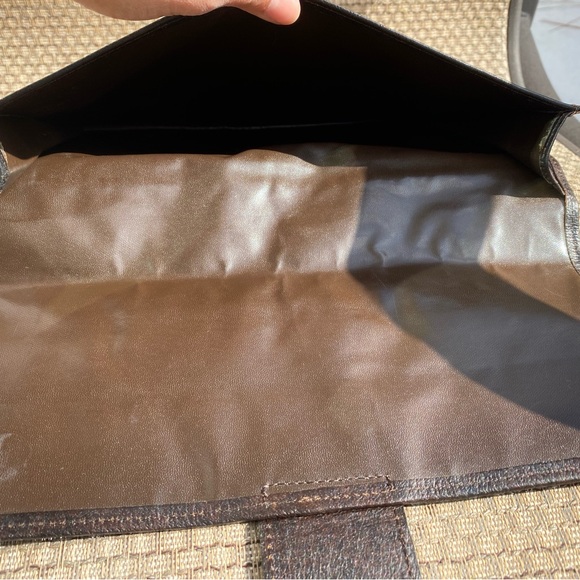 Burberry Vintage Clutch Bag - Picture 12 of 15